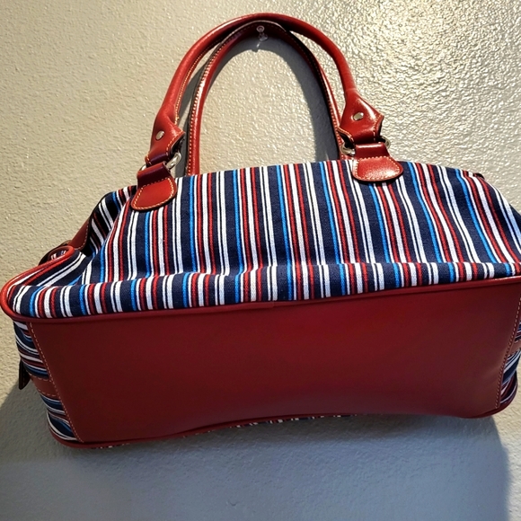 Red White and Blue Emillie M. Hand bag - Picture 5 of 5